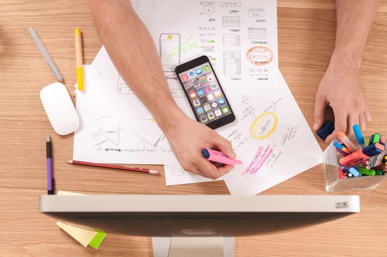 Business Model Canvas (BMC)